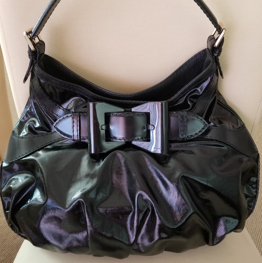 Gucci hobo black patent leather. Princess style.